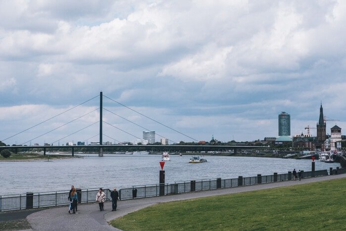 dusseldorf river rhine