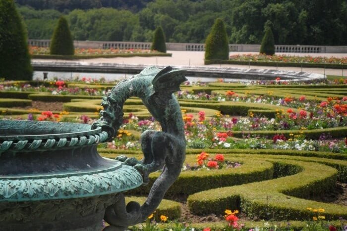 palace of versailles gardens
