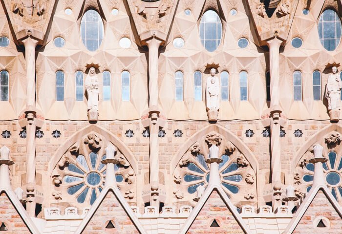 sagrada familia tour tickets