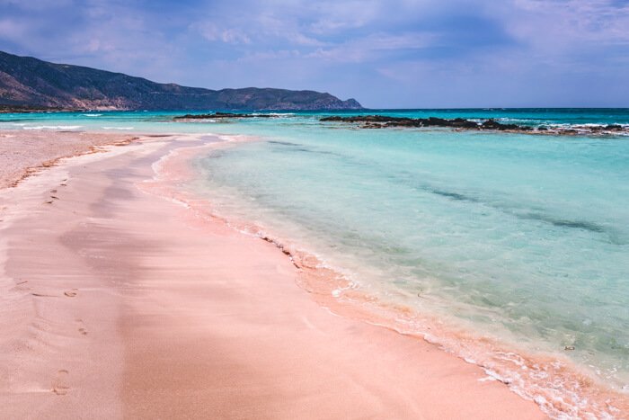 A day at the lovely pink Elafonisi beach in Crete, Greece 5