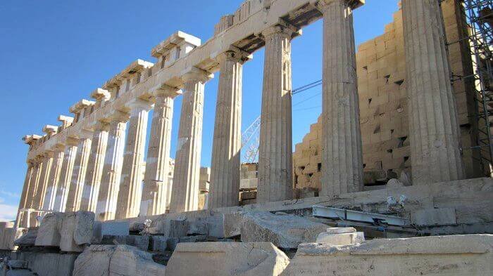how long does it take to climb acropolis