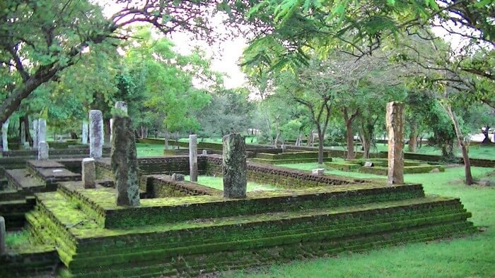 ruines polonnaruwa ruines