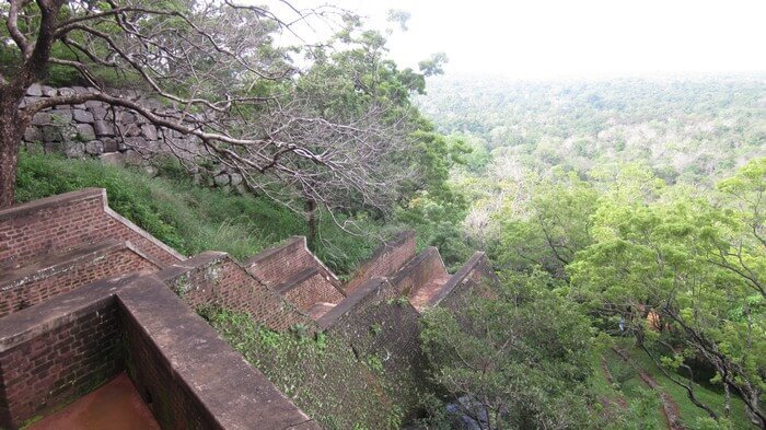 sigiriya lion rock