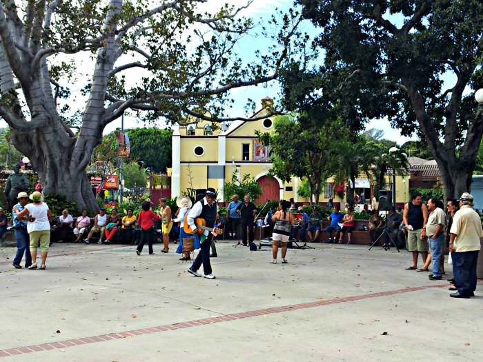El Pueblo Los Angeles