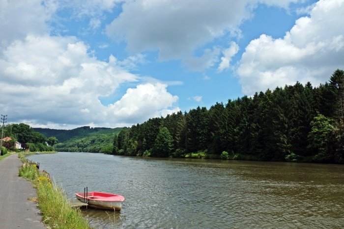 Cycling through the Belgian province of Namur this summer: RAVel des BBQ 34