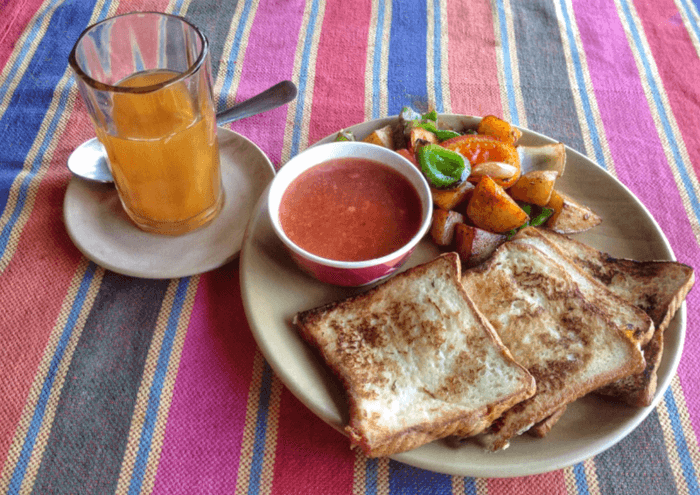 hampi places to eat