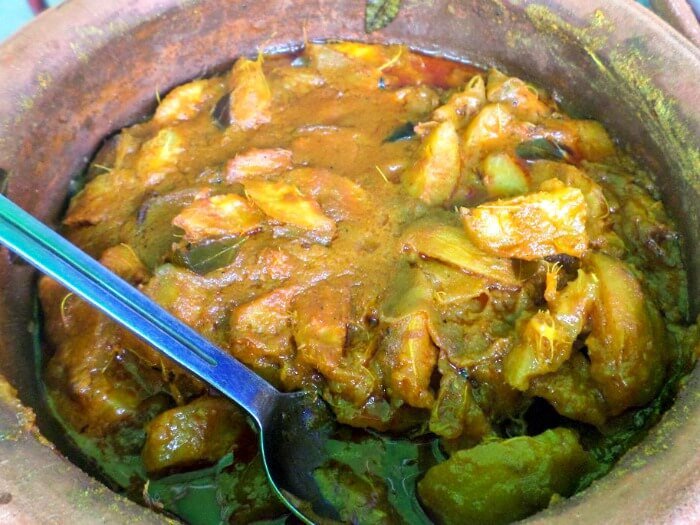 ambarella curry sri lanka