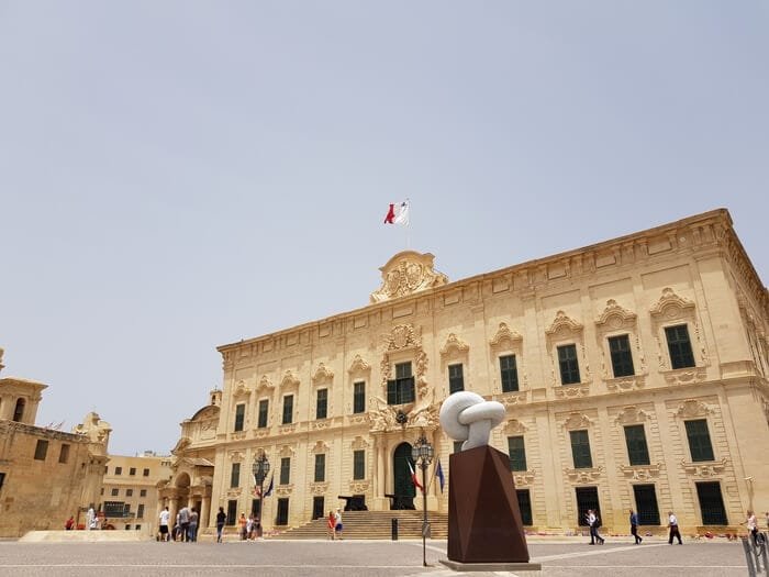luchthaven malta luchthaven
