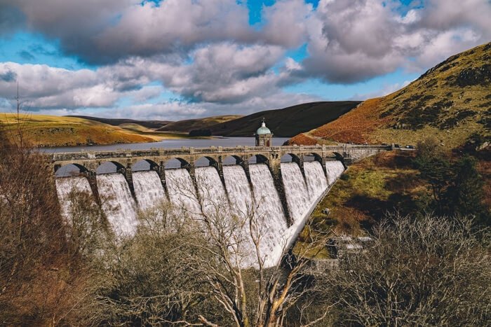 travel guide wales