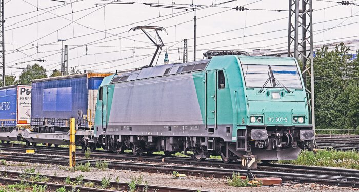 hungary train