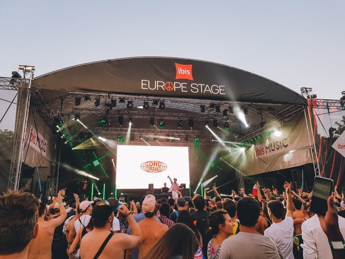 sziget tent
