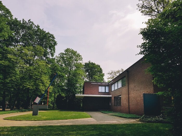 ludwig mies van der rohe bauhaus