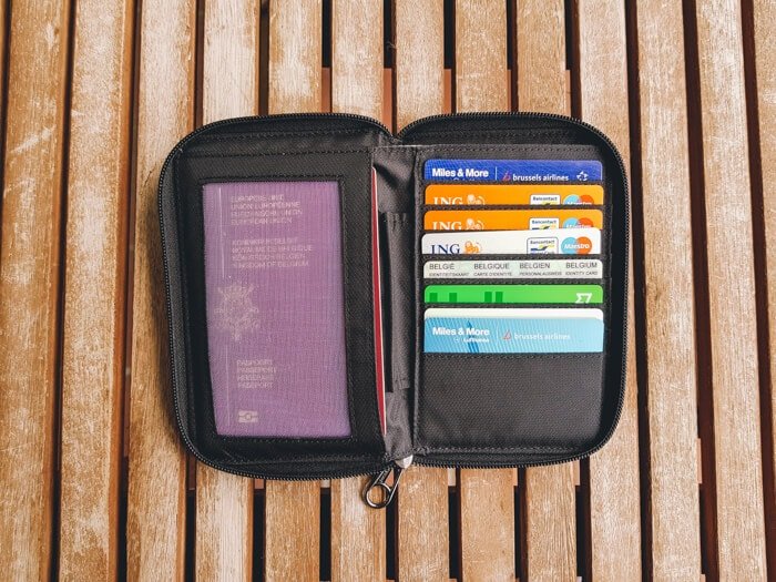 Pacsafe passport wallet review: the Daysafe RFID wallet 3