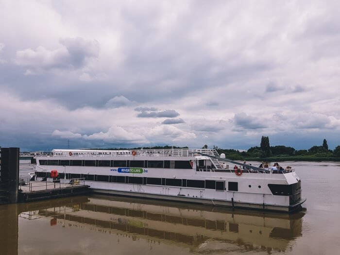 An afternoon boat tour on the river Scheldt with Rivertours 119