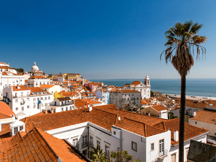 solo travel europe