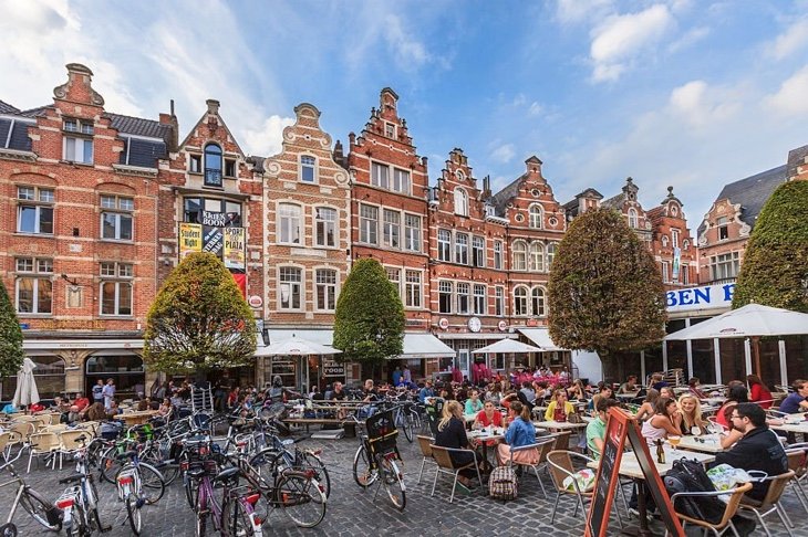 Oude Markt in Leuven