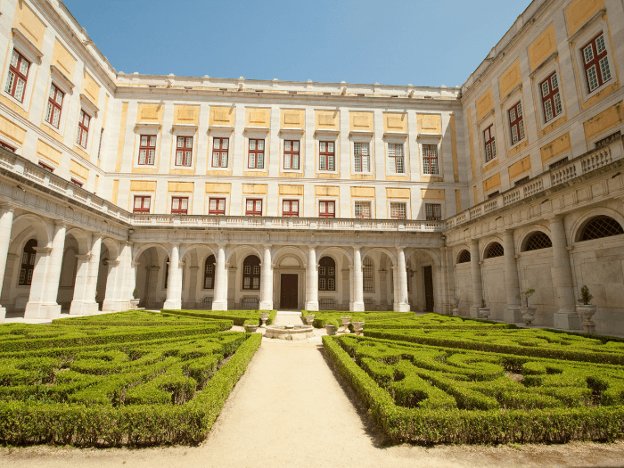 Day trip to Mafra
