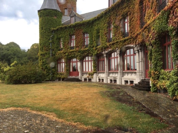 Wijnendale Castle
